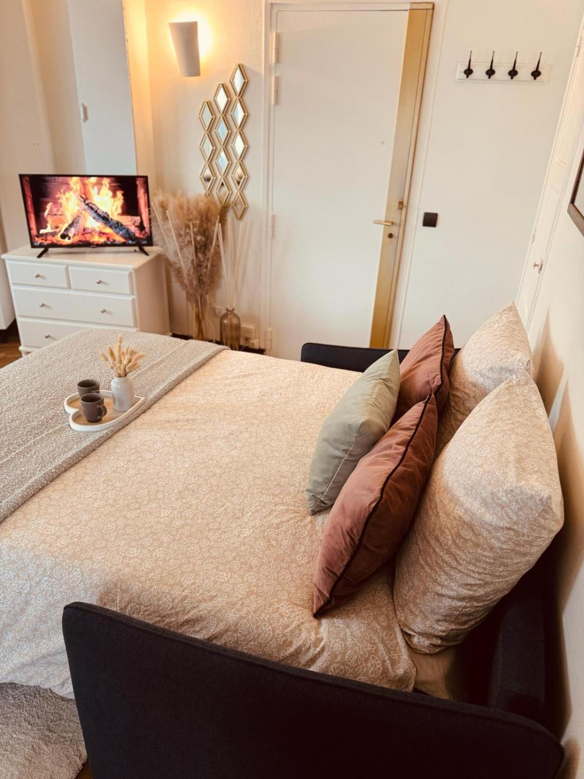 Le Versaillais Gare/Chateau/Wifi/Netflix Versailles Eksteriør bilde